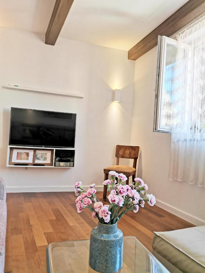 Apartman R.R. Omiš Zewnętrze zdjęcie